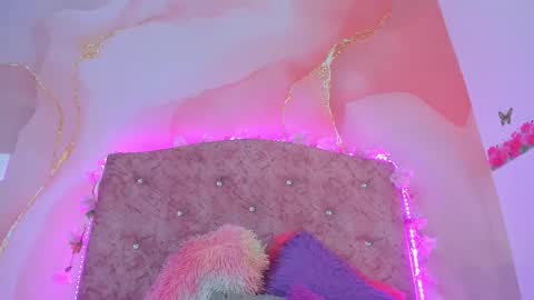 Snapshot of bella__sweets chatting on 11, 2, 2025 Melanie online show from 11, 2, 2025