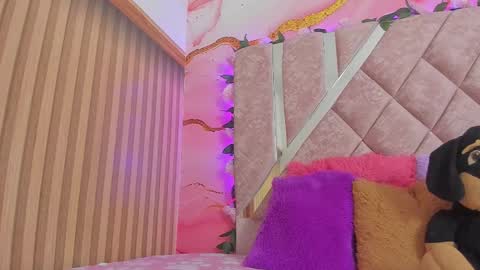 Melanie  online show from 25, 2, 2026