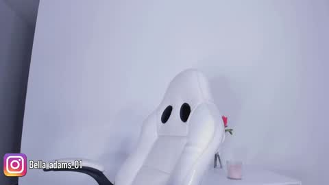 isabella online show from 4, 10, 2025