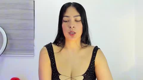 Laura online show from 20, 12, 2025