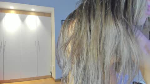 Anna  online show from 3, 2, 2025