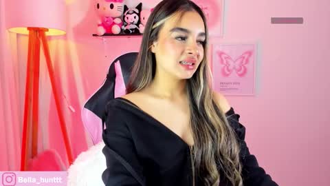 Snapshot of bella_hunteer chatting on 18, 10, 2025 bella igbella hunttt online show from 18, 10, 2025