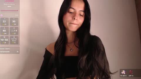 Snapshot of bella_musee chatting on 6, 2, 2025 online show from 6, 2, 2025