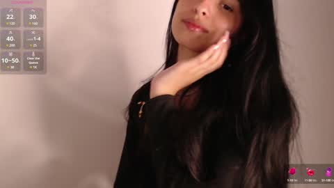 Snapshot of bella_musee chatting on 7, 2, 2025 online show from 7, 2, 2025