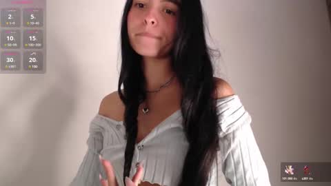 Snapshot of bella_musee chatting on 11, 2, 2025 online show from 11, 2, 2025