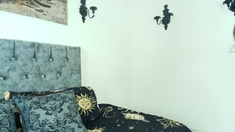 Bella online show from 1, 4, 2026