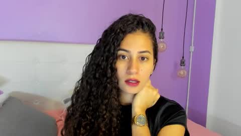 Bella Ponce  online show from 10, 1, 2026