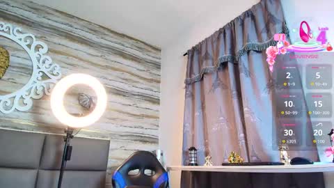     online show from 12, 9, 2025