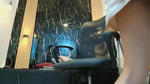     online show from 7, 3, 2026