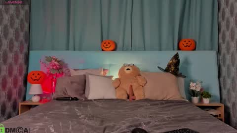 Bella online show from 31, 10, 2025