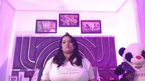 Snapshot of bella_taylor_a chatting on 11, 3, 2025 Bella Taylore online show from 11, 3, 2025