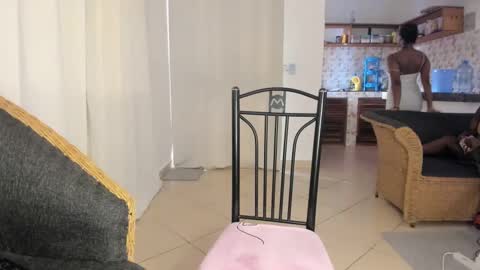 Bella sweetpea online show from 5, 3, 2025