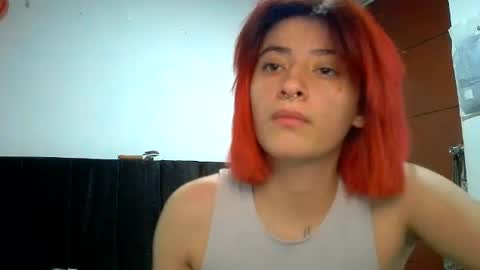 Snapshot of bella_thorne1999 chatting on 17, 6, 2026 bella_thorne1999 online show from 17, 6, 2026