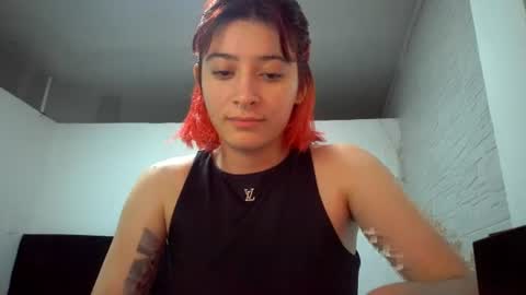 bella_thorne1999 online show from 28, 6, 2026