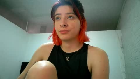 bella_thorne1999 online show from 28, 6, 2026