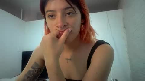 bella_thorne1999 online show from 28, 7, 2026