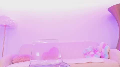 Snapshot of bella_vixen_ chatting on 14, 10, 2025 Bella online show from 14, 10, 2025