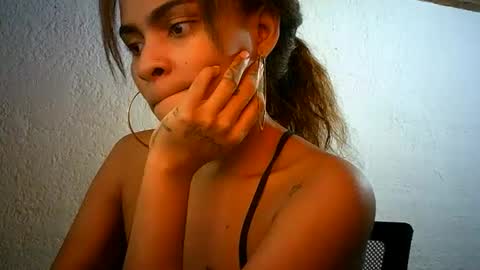 Snapshot of bellabeltra chatting on 20, 2, 2025 Bella online show from 20, 2, 2025