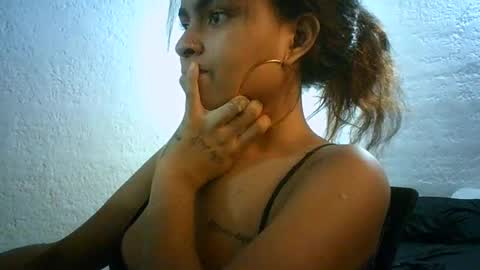 Snapshot of bellabeltra chatting on 3, 3, 2025 Bella online show from 3, 3, 2025