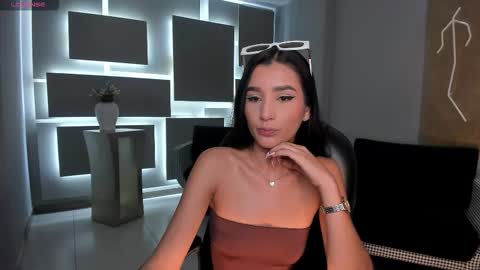  Bella C  online show from 14, 10, 2025