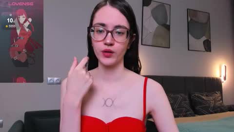 Snapshot of bellacatlovesmeat chatting on 13, 10, 2025 BellaCatLovesMeat online show from 13, 10, 2025