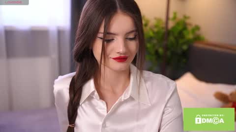 Bella I took a vacation and Ill be back on December 18th So dont lose me To keep in touch I have a TG -  you can find below online show from 26, 2, 2025