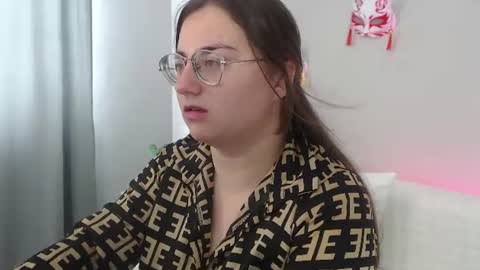 Anna online show from 14, 7, 2026