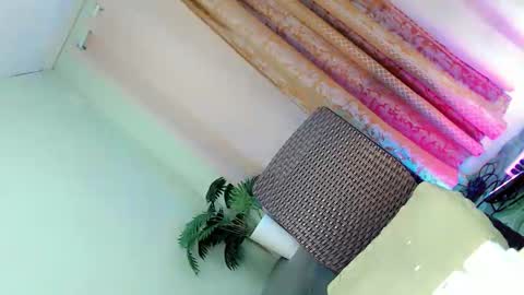 Snapshot of bellafucks1 chatting on 30, 9, 2025 Bella rowt online show from 30, 9, 2025