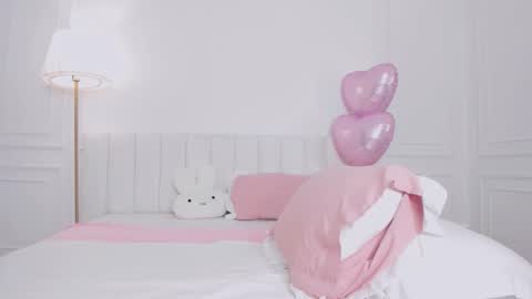 Bella online show from 22, 2, 2026