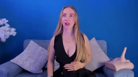 Bella Marie online show from 17, 11, 2025