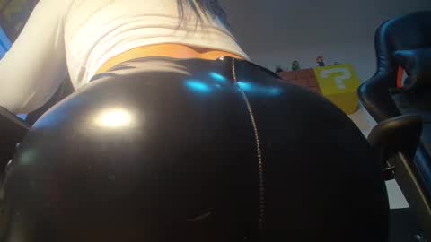 Snapshot of bellangel_ chatting on 13, 1, 2025 Camille online show from 13, 1, 2025