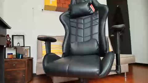 Snapshot of bellangel_ chatting on 8, 2, 2025 Camille online show from 8, 2, 2025