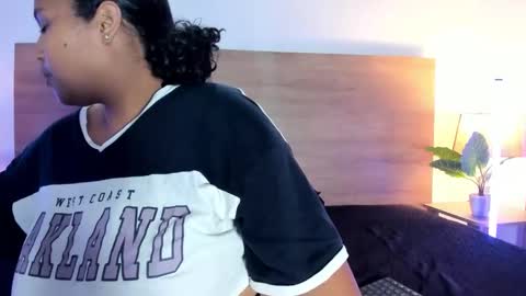 Snapshot of bellanixs chatting on 18, 3, 2026 Bella Nix big tits online show from 18, 3, 2026