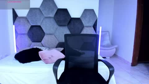 Snapshot of bellanixs chatting on 8, 5, 2026 Bella Nix big tits online show from 8, 5, 2026