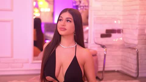 Snapshot of bellanoirre chatting on 10, 1, 2026 Bella online show from 10, 1, 2026