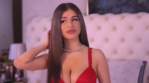 Snapshot of bellanoirre chatting on 23, 3, 2026 Bella online show from 23, 3, 2026