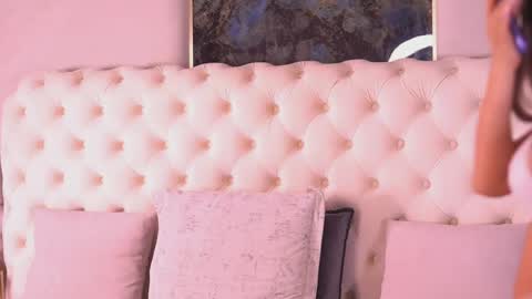 Snapshot of bellanoirre chatting on 27, 3, 2026 Bella online show from 27, 3, 2026