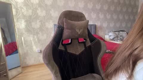 Snapshot of bellaparker_ chatting on 24, 2, 2025 bellaparker_ online show from 24, 2, 2025