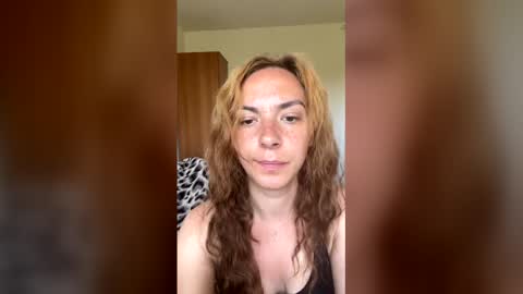 Snapshot of bellaqueen0701 chatting on 28, 5, 2026 bellaqueen0701 online show from 28, 5, 2026