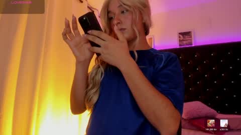 Snapshot of bellaroge chatting on 27, 5, 2026 bellaroge online show from 27, 5, 2026