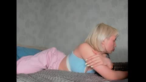 Snapshot of bellaseein chatting on 25, 4, 2026 Bella Seen online show from 25, 4, 2026