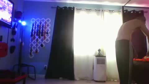 Bellaskeykeeper online show from 22, 4, 2026