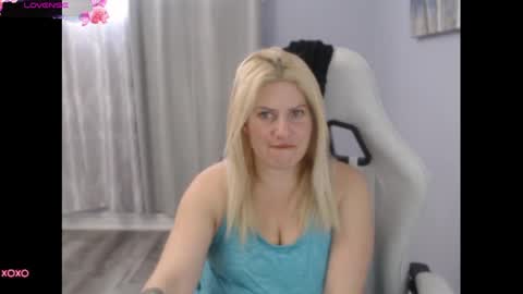 Snapshot of bellastar84 chatting on 18, 9, 2025 Starr40 online show from 18, 9, 2025