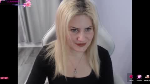 Snapshot of bellastar84 chatting on 16, 10, 2025 Starr40 online show from 16, 10, 2025