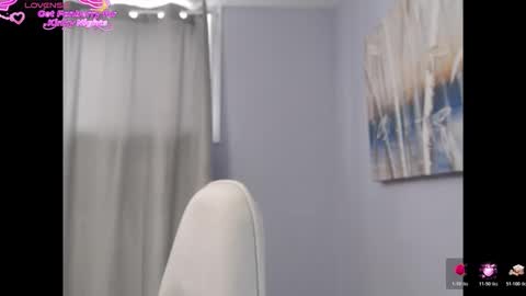 Snapshot of bellastar84 chatting on 27, 11, 2025 Starr40 online show from 27, 11, 2025