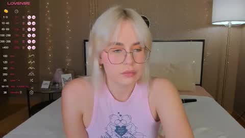 Bella online show from 21, 9, 2025