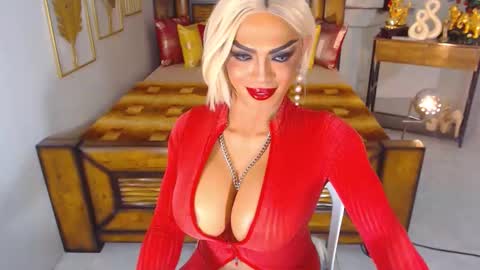 Snapshot of bellatrixxhuckerts chatting on 16, 1, 2025 B E L L A T R I X online show from 16, 1, 2025