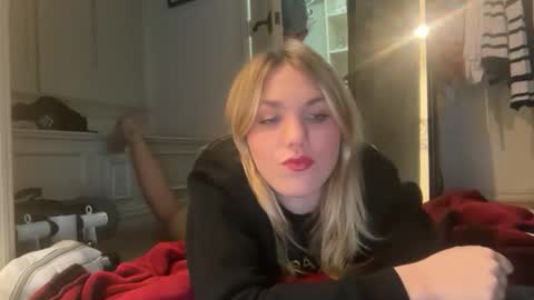 Bella 3 online show from 20, 4, 2026