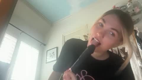 Bella 3 online show from 15, 5, 2026