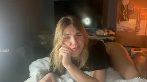 Bella 3 online show from 22, 5, 2026